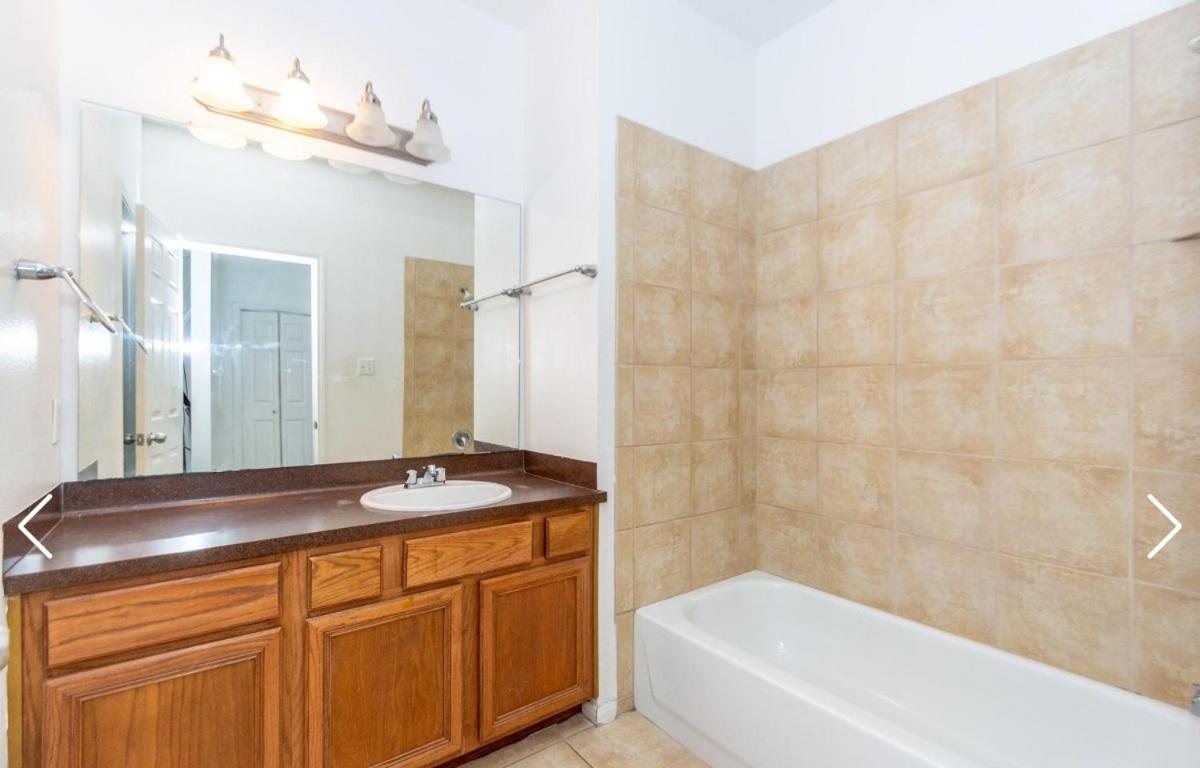 Lovely Downtown Room #2 No Smoking No Kids Second Floor ฮูสตัน ภายนอก รูปภาพ